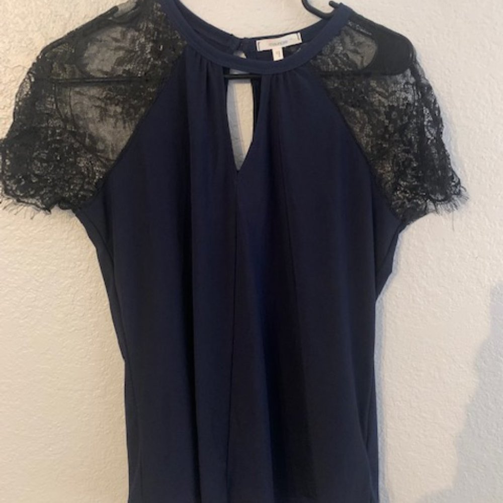 Maurice's Top Size Large